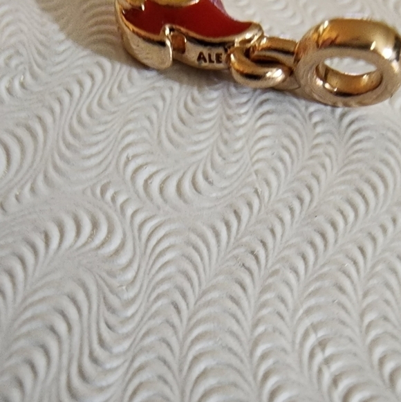 Pandora ME Burning Flame Mini Dangle - Picture 5 of 7